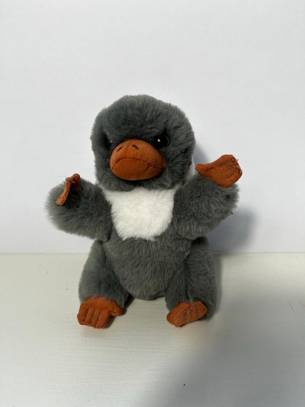 Harry Potter Collection Wizarding World Fantastic Beasts Gray Baby Niffler NWT